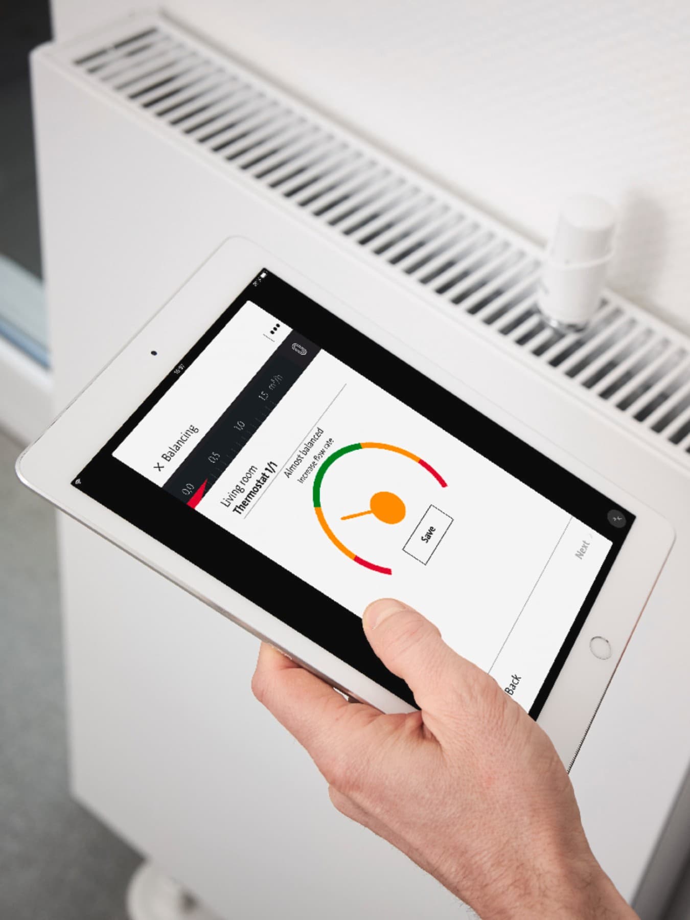 L'installateur effectue l'équilibrage hydraulique | Vaillant