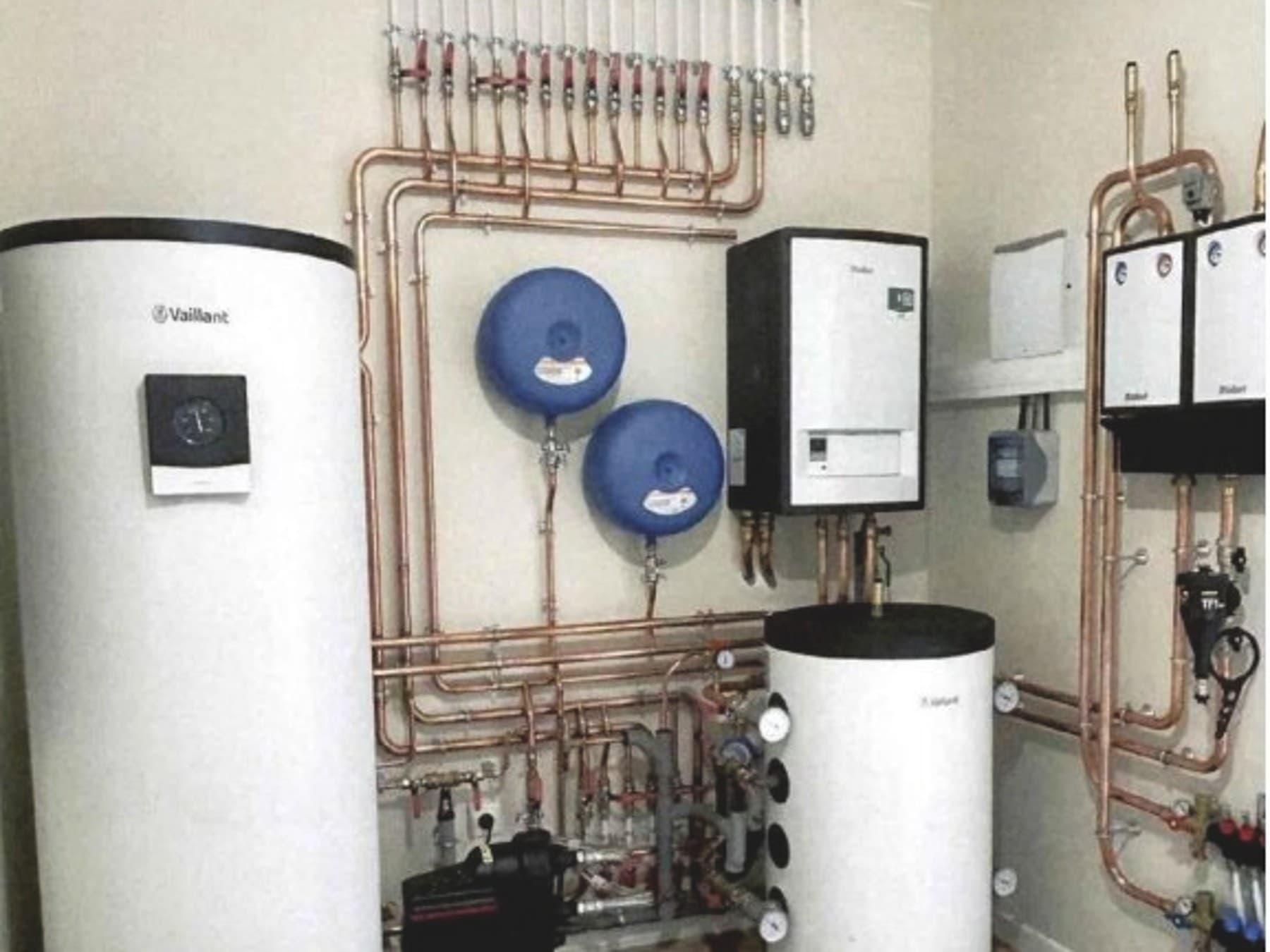 Une chaufferie avec des appareils | Vaillant