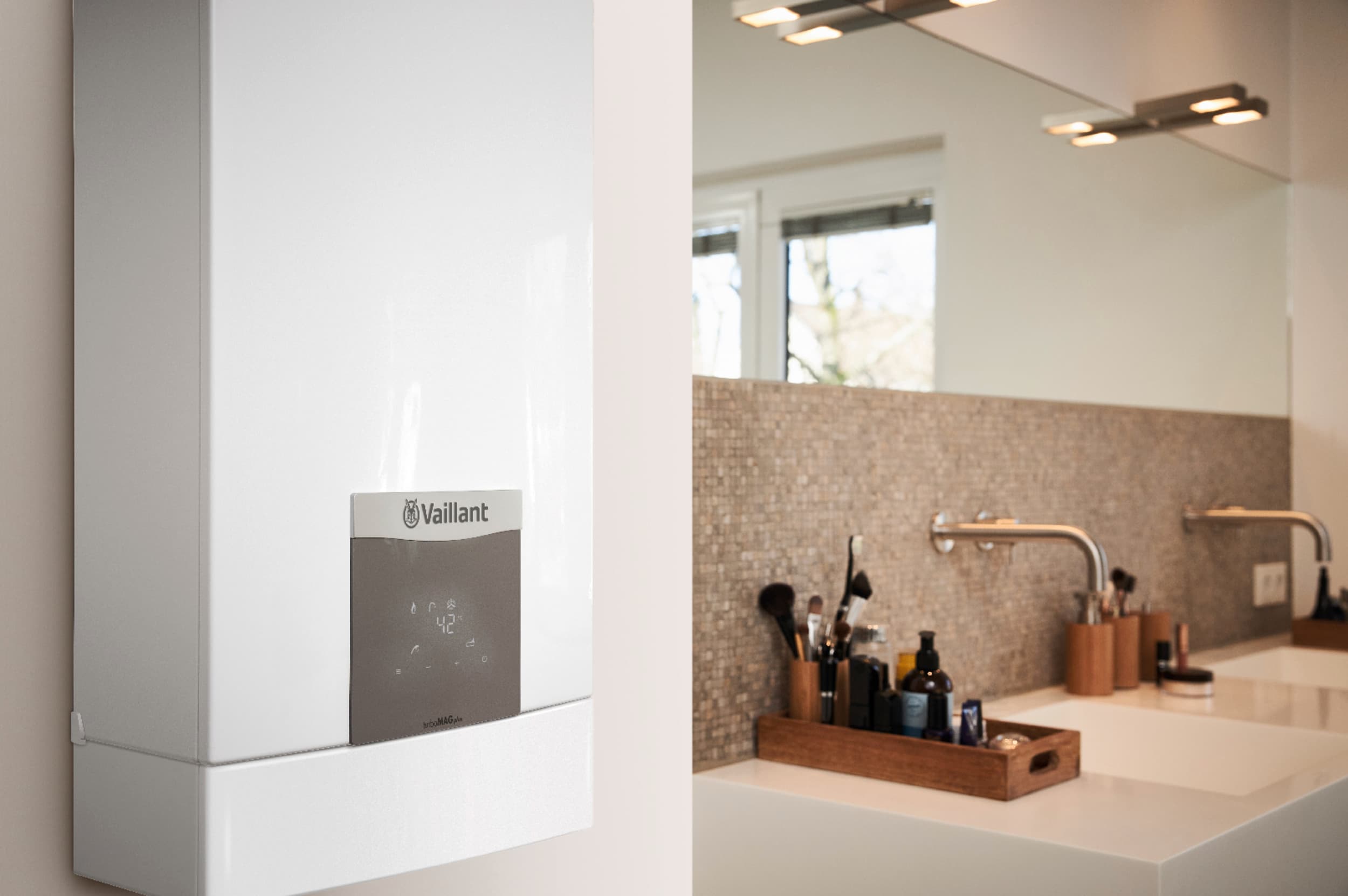 turboMAG plus installé dans une salle de bain | Vaillant
